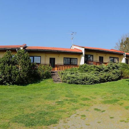 Bungalovy A Ubytovani Ratiborice- Zlic Česká Skalice Exterior foto